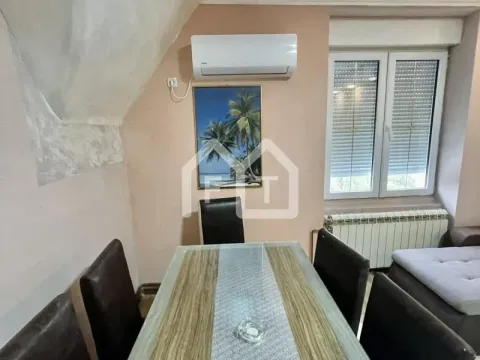 Izdavanje, kuća, 80m², Zemun Gornji Grad, Zemun Sve Podlokacije - image 5