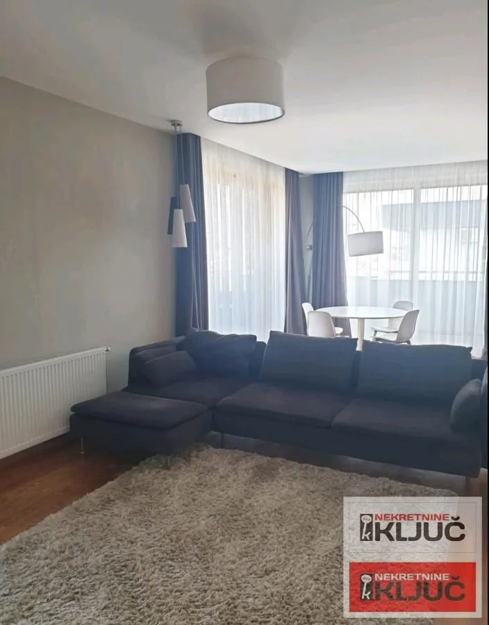 Rent, three bedroom apartment, 136m², Sajmište, Novi Sad