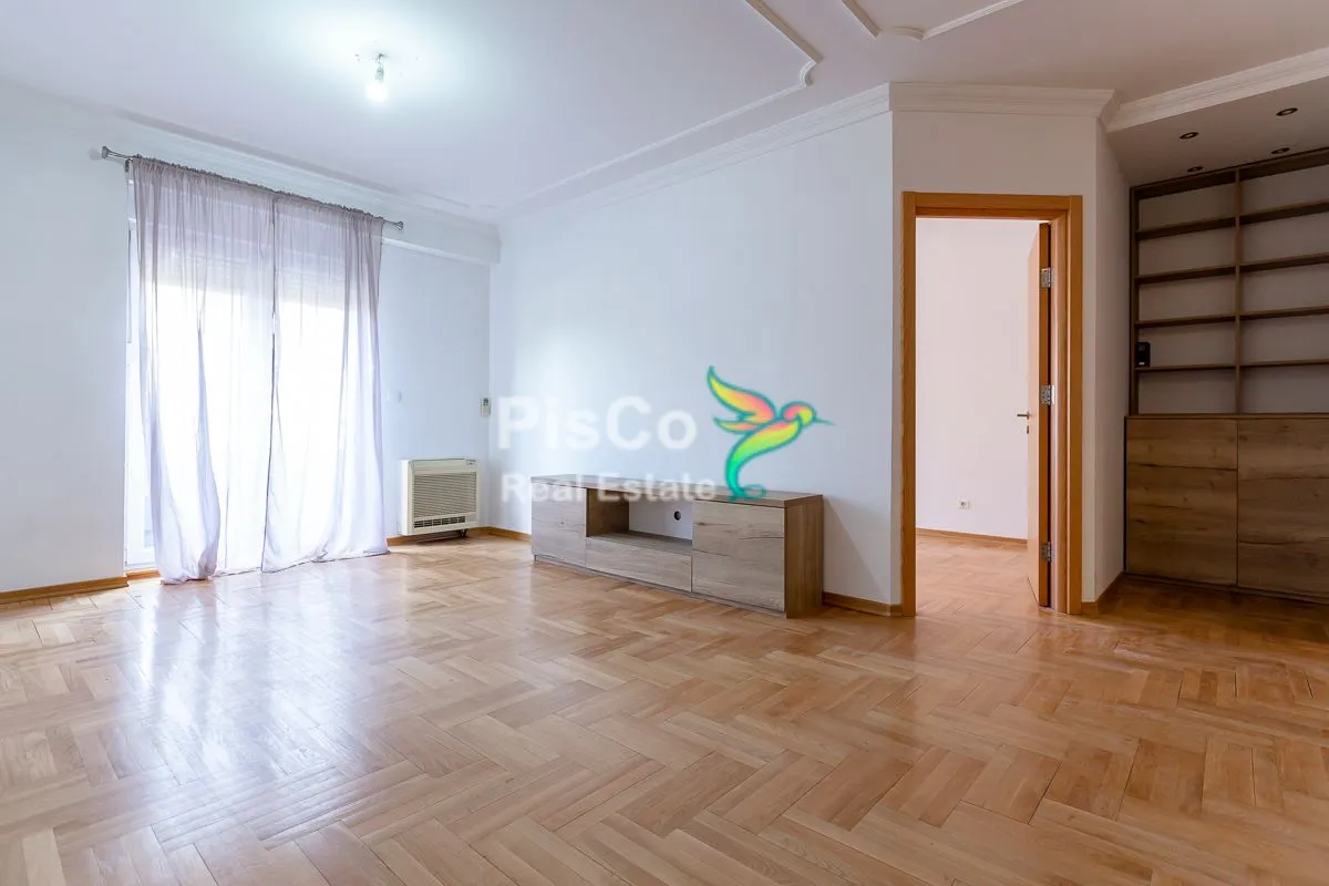 Izdavanje, stan, 100m², Preko Morače, Podgorica