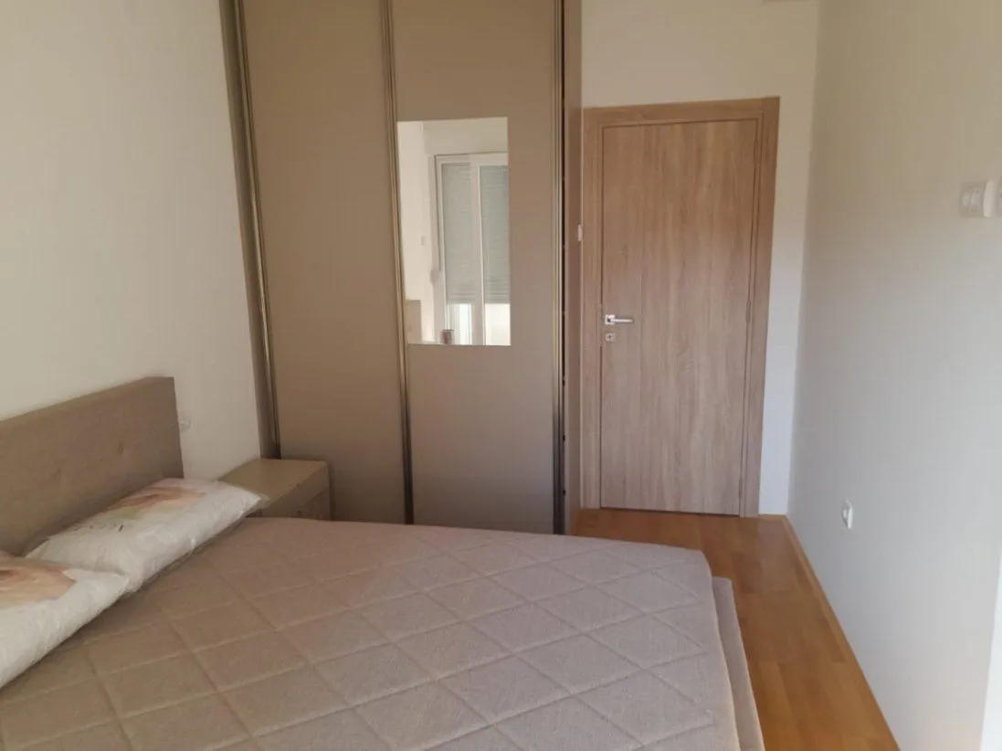 Izdavanje, jednosoban stan, 45m², Zabjelo, Podgorica