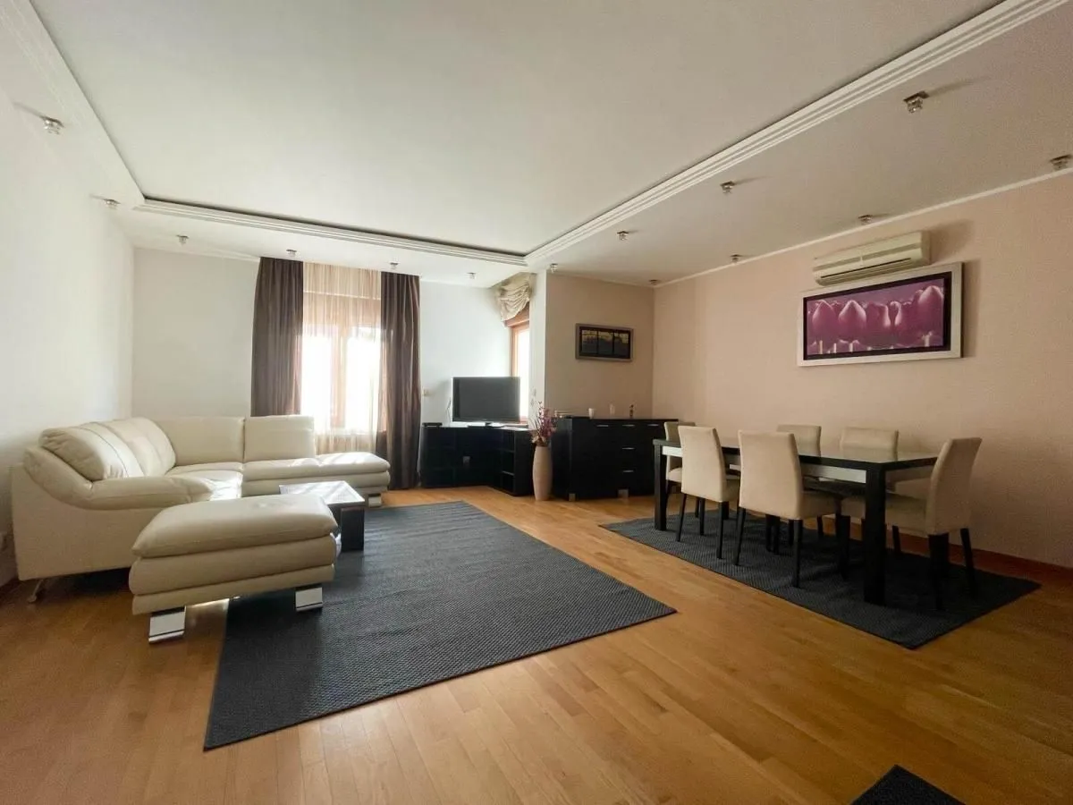 Rent, apartment, 130m², Vračar Hram, Vračar Sve Podlokacije