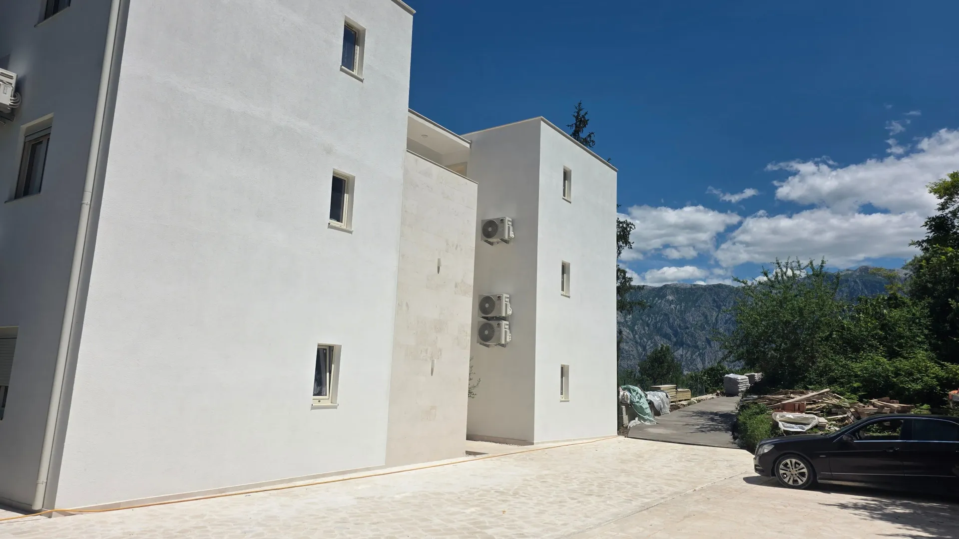 Prodaja, jednosoban stan, 56m², Stoliv, Kotor