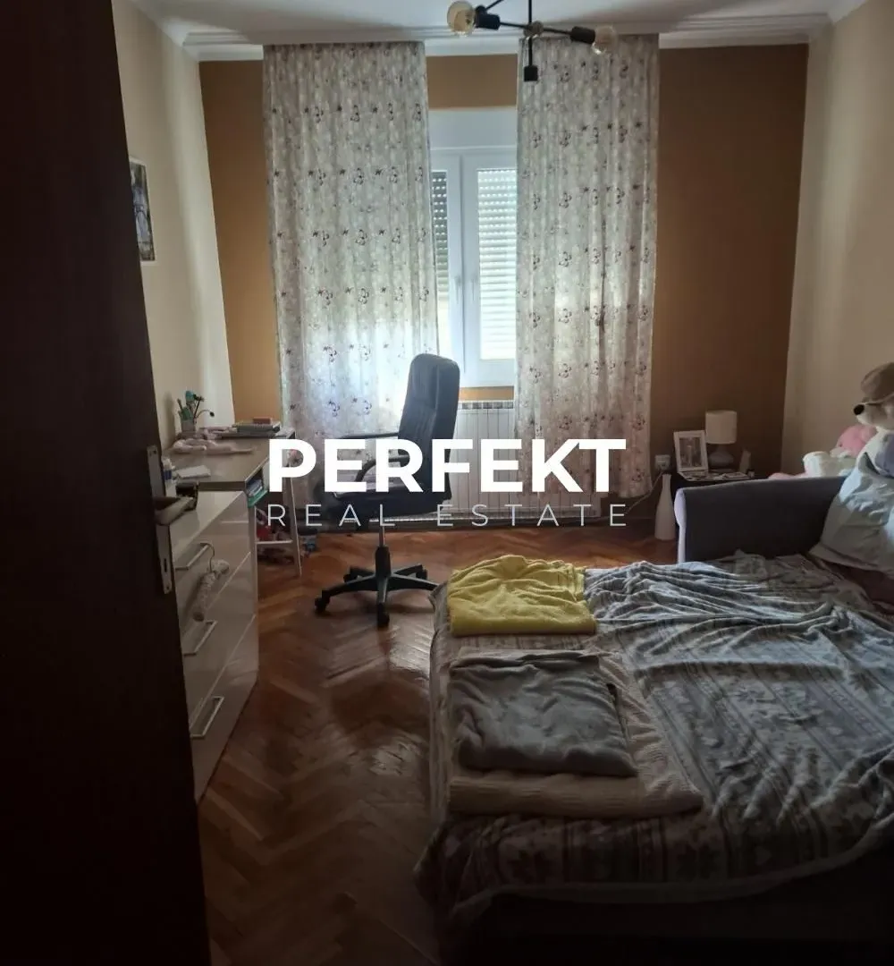 Prodaja, kuća, 273m², Pančevo, Srbija