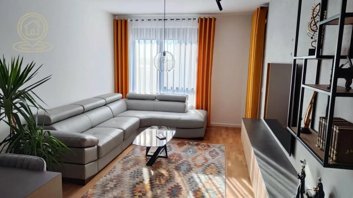 Izdavanje, trosoban stan, 65m², Medijana, Niš