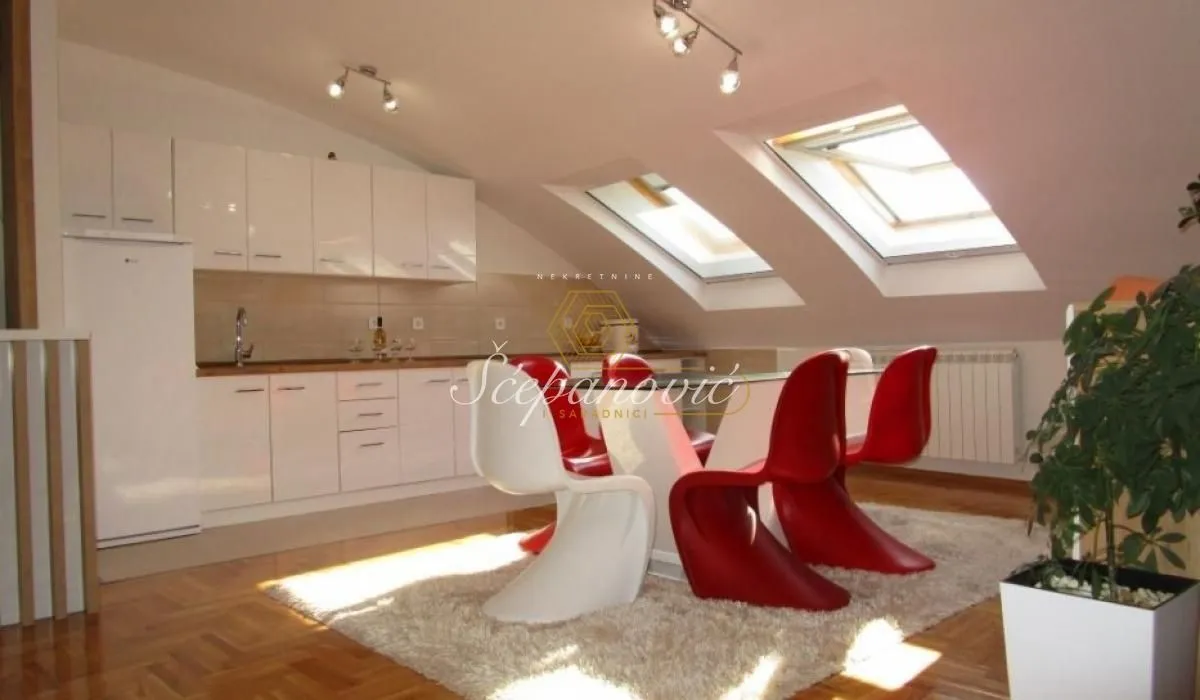 Prodaja, četvorosoban stan, 89m², Bulevar Oslobodjenja, Novi Sad Sve Podlokacije