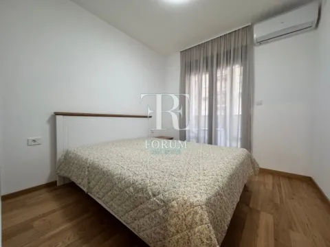 Izdavanje, dvosoban stan, 60m², City Kvart, Podgorica - image 2