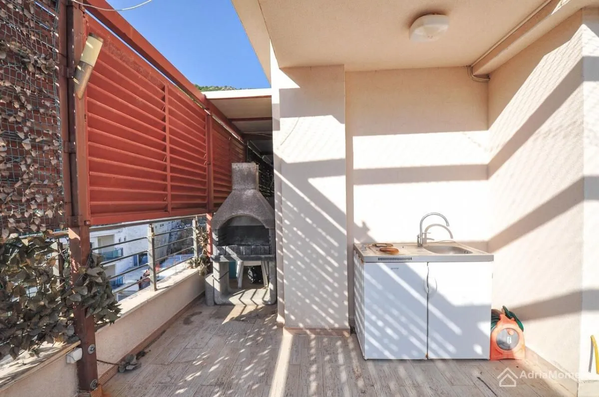 Prodaja, dvosoban stan, 115m², Bečići, Budva