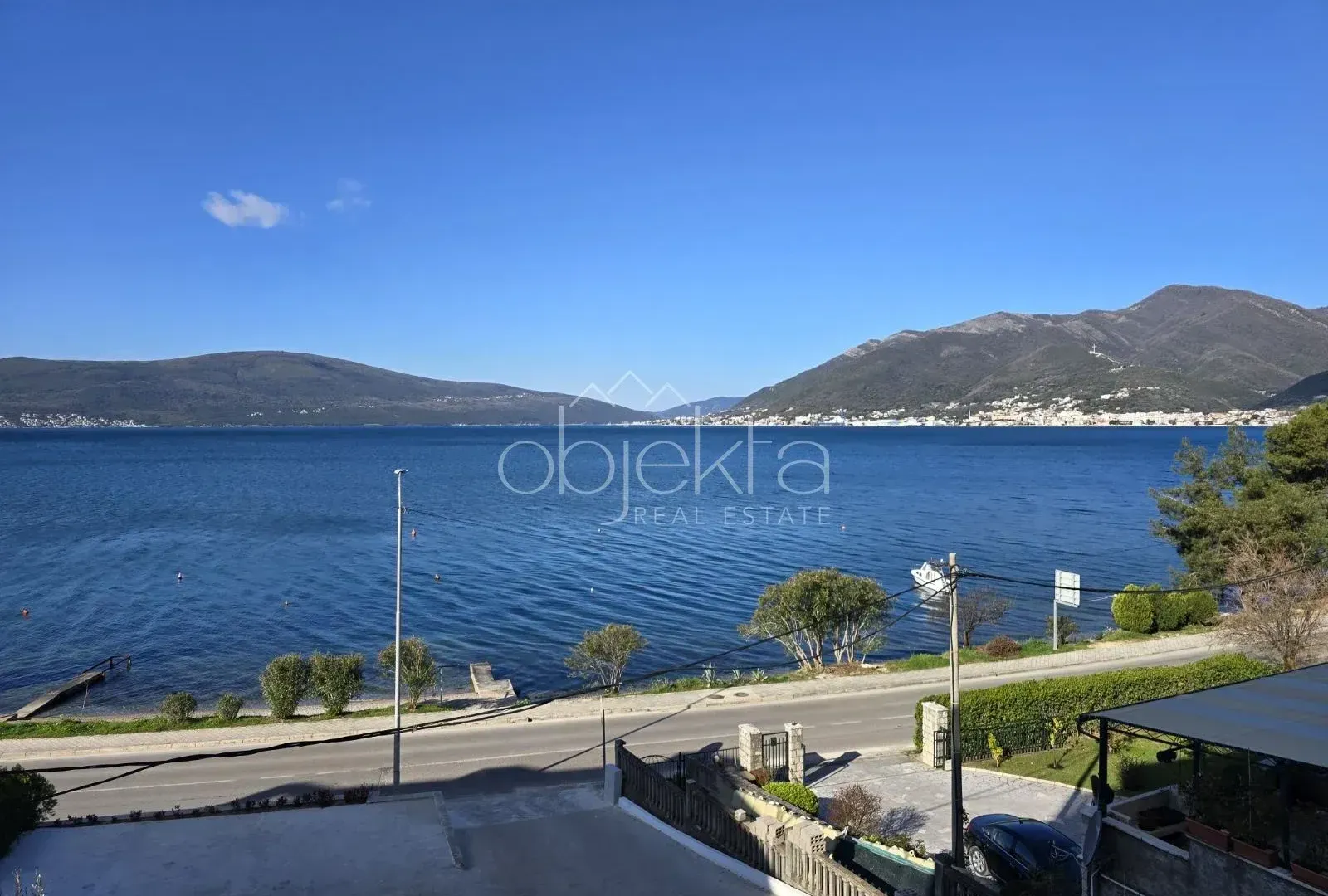Rent, apartment, 52m², Tivat, Crna Gora