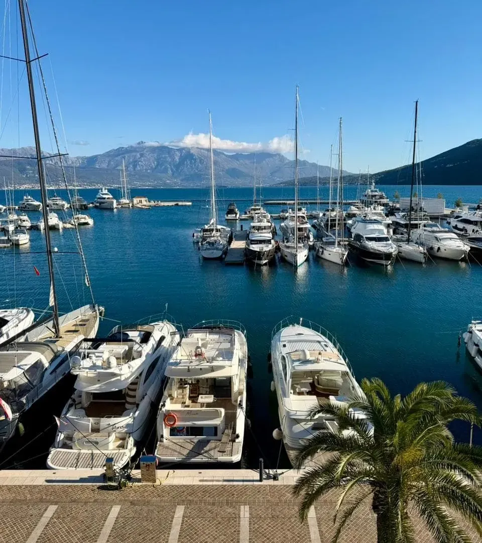 Sale, two bedroom apartment, 166m², Portonovi, Herceg Novi