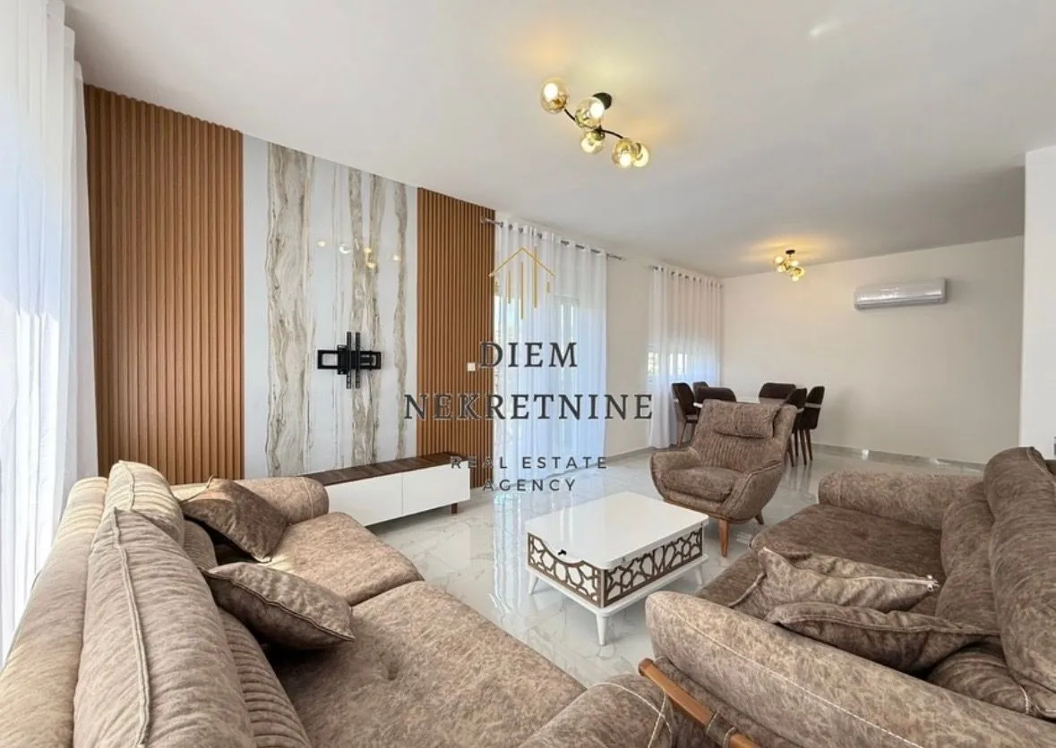 Rent, two bedroom apartment, 76m², Central Point, Podgorica