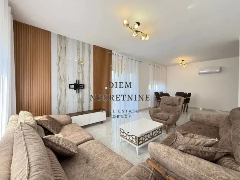 Rent, two bedroom apartment, 76m², Central Point, Podgorica - image 5