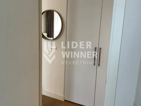 Izdavanje, dvosoban stan, 54m², Savski Venac, Beograd - image 16