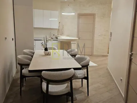 Sale, three bedroom apartment, 112m², Centar, Budva - image 9