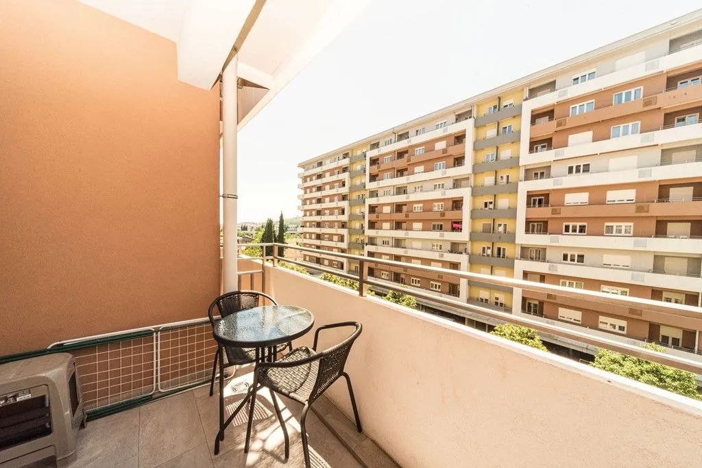 Rent, two bedroom apartment, 70m², Central Point, Podgorica