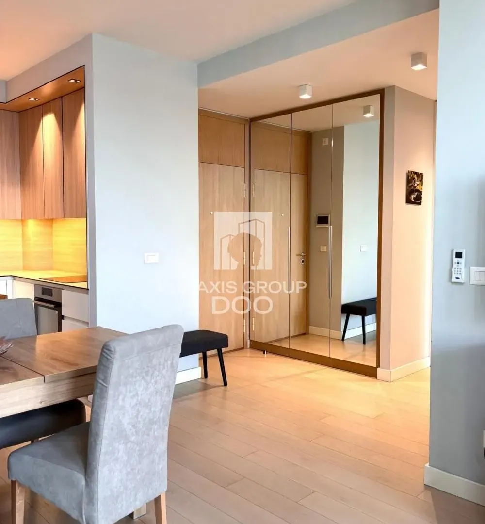 Sale, four bedroom apartment, 108m², Savski Venac, Beograd