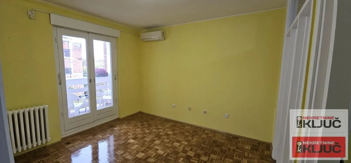 Izdavanje, dvosoban stan, 42m², Novo naselje, Novi Sad