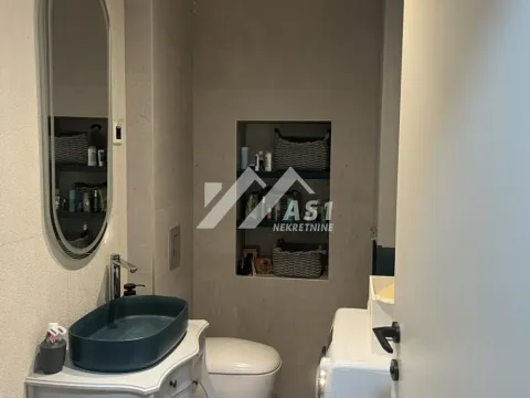 Izdavanje, dvosoban stan, 50m², Centar, Novi Sad - image 9