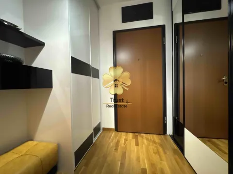 Izdavanje, dvosoban stan, 75m², City Kvart, Podgorica - image 6