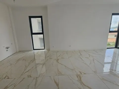 Sale, one bedroom apartment, 49m², Rafailovići, Budva - image 5