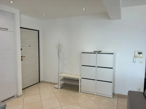 Rent, two bedroom apartment, 75m², Ivanovići, Budva - image 7