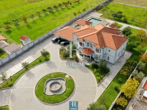 Prodaja, kuća, 560m², Begovina, Danilovgrad - image 4