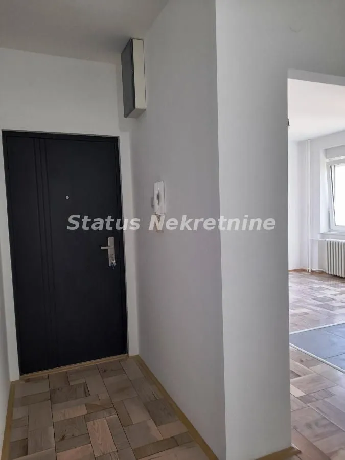 Prodaja, dvosoban stan, 52m², Grbavica, Novi Sad Sve Podlokacije