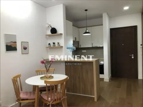 Rent, two bedroom apartment, 54m², Savski Venac, Beograd - image 4