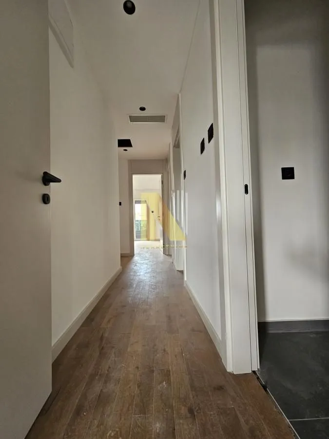 Prodaja, stan, 221m², Bulevar patrijarha Pavla, Novi Sad Sve Podlokacije