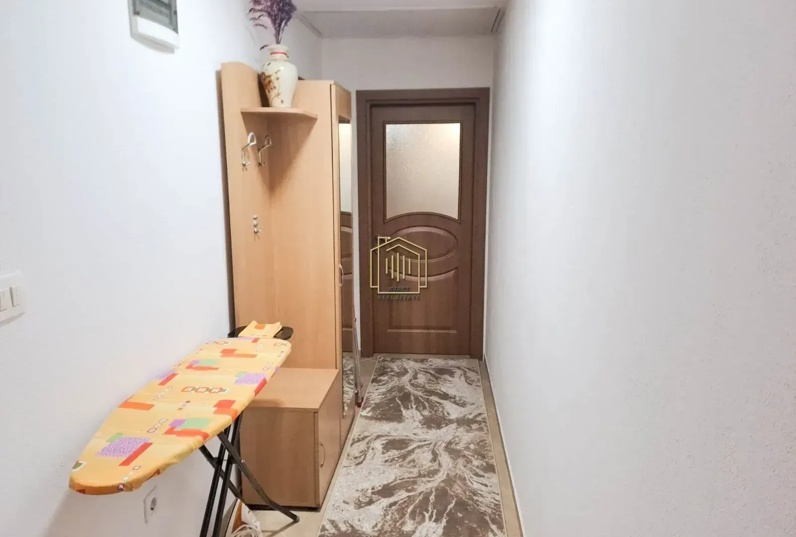 Izdavanje, jednosoban stan, 42m², Zelenika, Podgorica