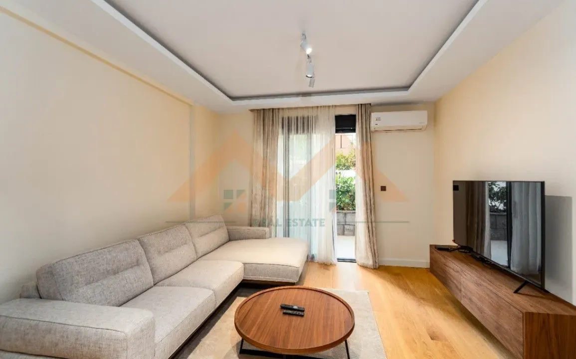 Izdavanje, jednosoban stan, 45m², Gorica C, Podgorica