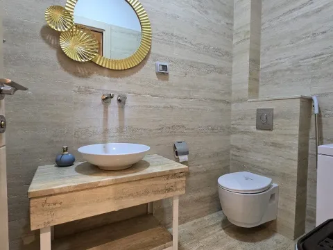 Rent, apartment, 52m², Kod Capital Plaze, Podgorica - image 9