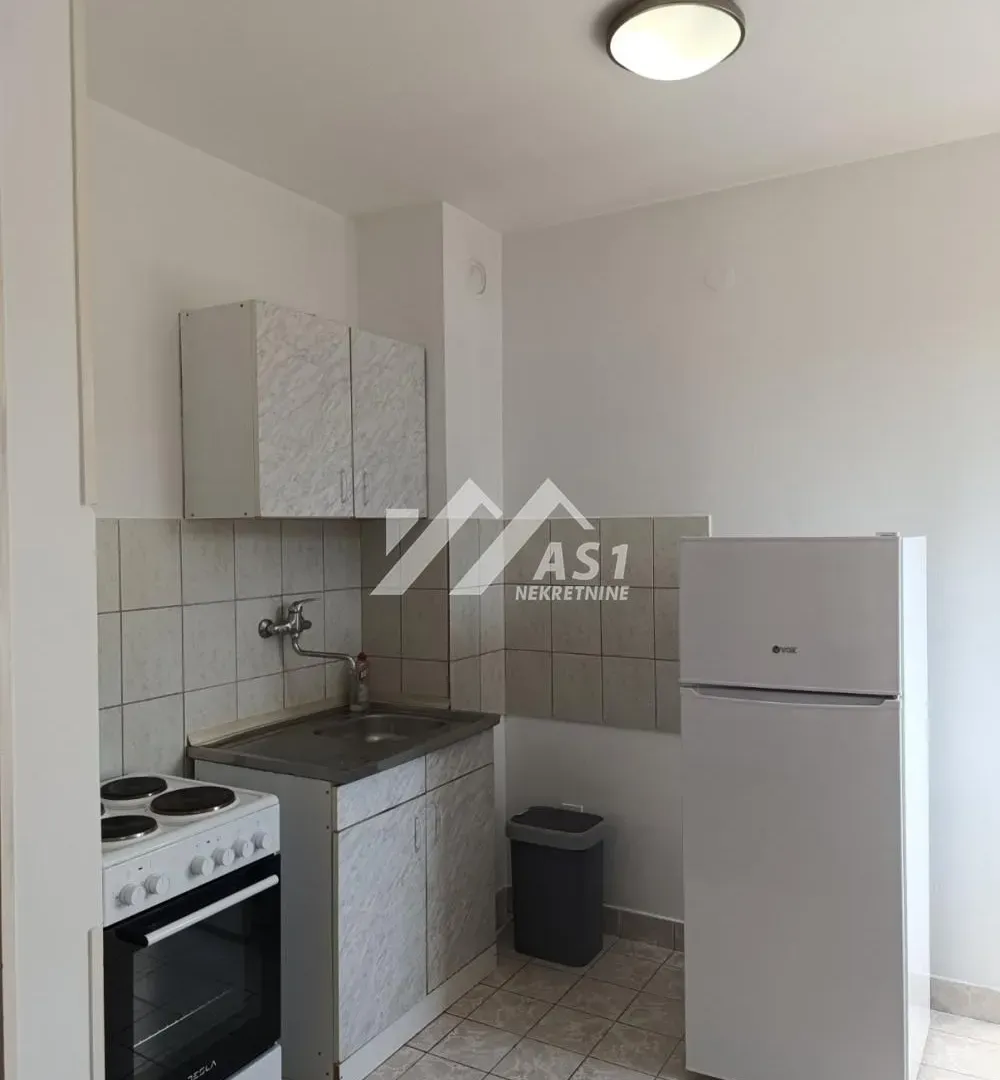 Izdavanje, stan, 24m², Grbavica, Novi Sad Sve Podlokacije