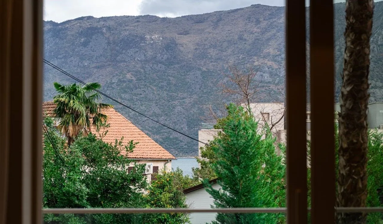 Prodaja, jednosoban stan, 67m², Stoliv, Kotor