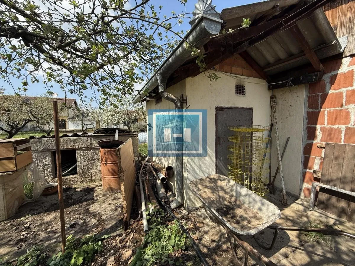 Prodaja, kuća, 160m², Kupusara, Jagodina