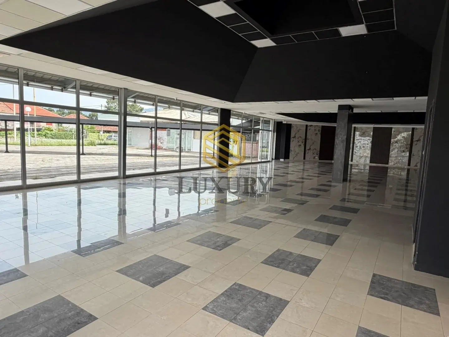 Sale, office space, 281m², Masline, Podgorica