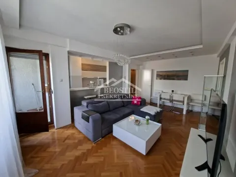 Stan in Vračar Sve Podlokacije
