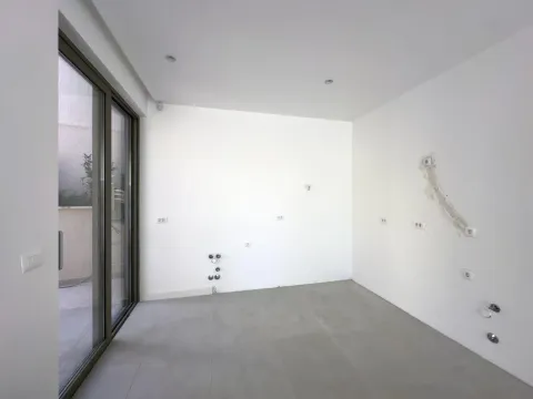 Prodaja, kuća, 286m², Donja Lastva, Tivat - image 14