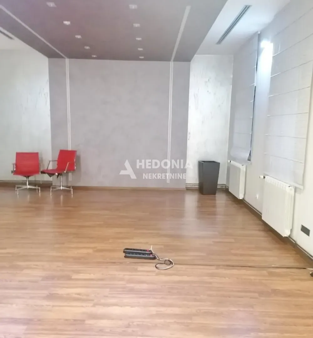 Rent, office space, 600m², Zemun Centar, Zemun Sve Podlokacije