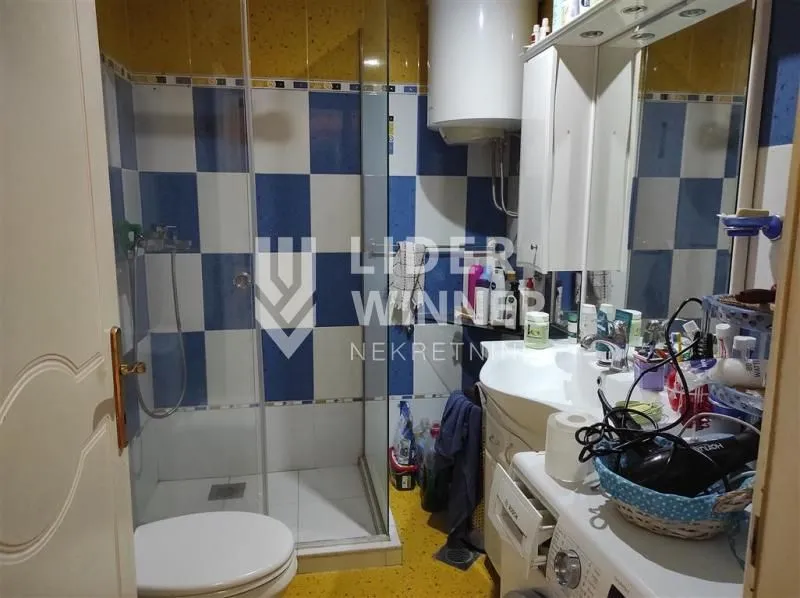 Sale, four bedroom apartment, 110m², Vukov Spomenik, Zvezdara Sve Podlokacije