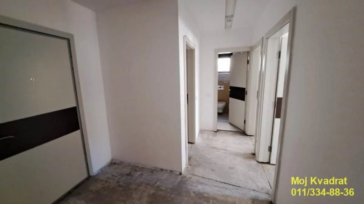Prodaja, trosoban stan, 70m², Voždovačka Crkva, Voždovac Sve Podlokacije