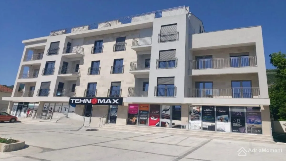 Prodaja, jednosoban stan, 48m², Centar, Tivat