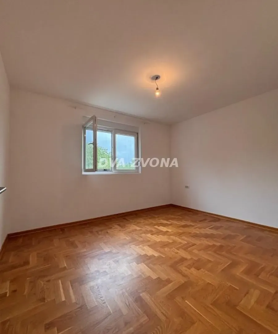 Prodaja, kuća, 151m², Čortanovci, Inđija