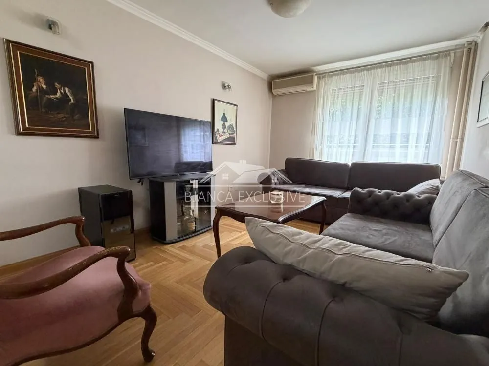 Sale, four bedroom apartment, 79m², Čukarica, Beograd