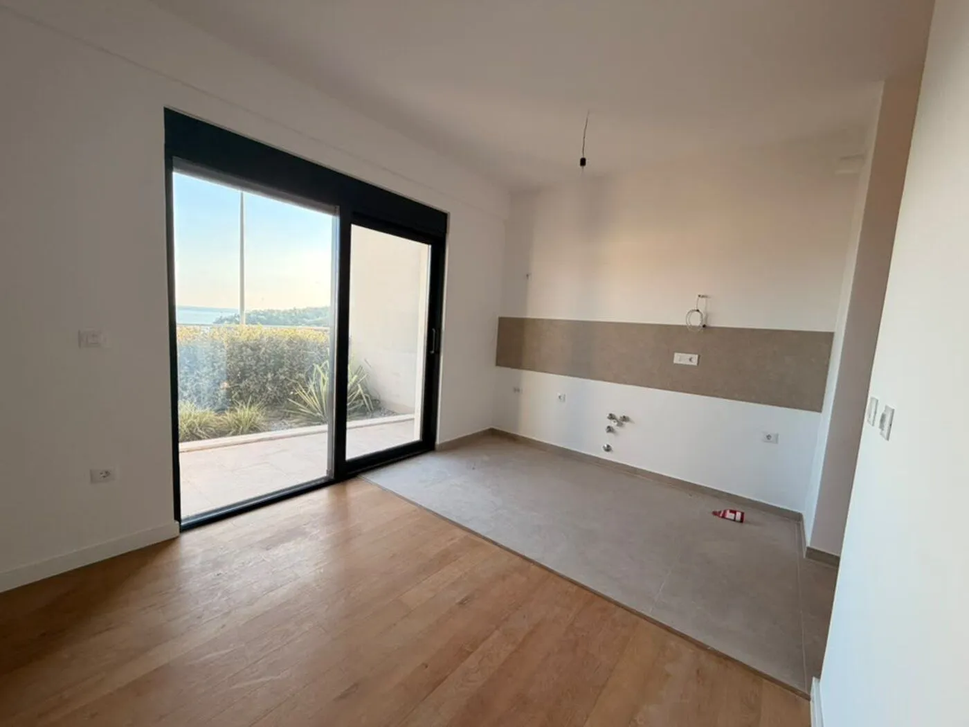 Sale, one bedroom apartment, 49m², Petrovac, Budva