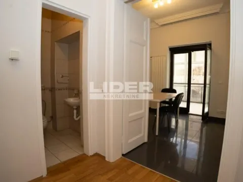 Rent, house, 550m², Autokomanda, Voždovac Sve Podlokacije - image 15