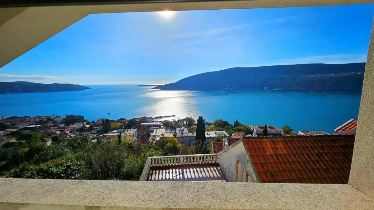Prodaja, kuća, 280m², Herceg Novi, Crna Gora