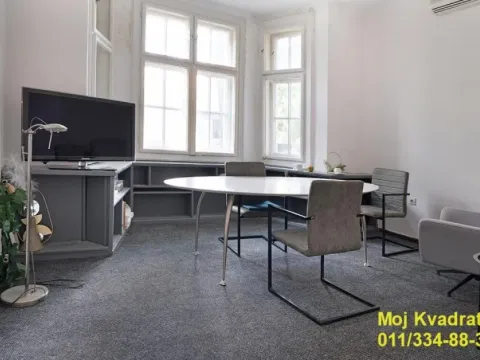 Stan in Profesorska Kolonija