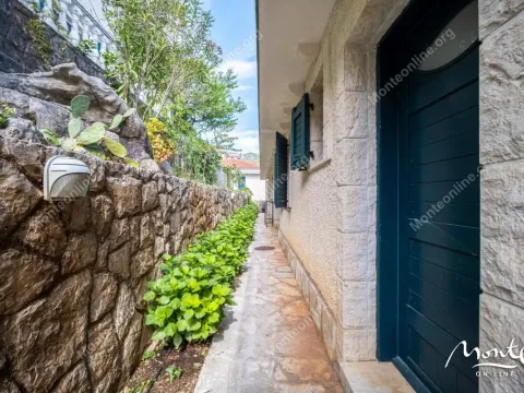 Sale, two bedroom apartment, 92m², Kostanjica, Kotor - image 37