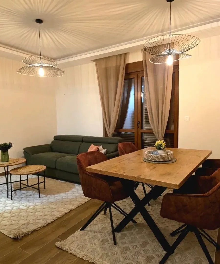 Izdavanje, jednosoban stan, 45m², Kolašin, Crna Gora