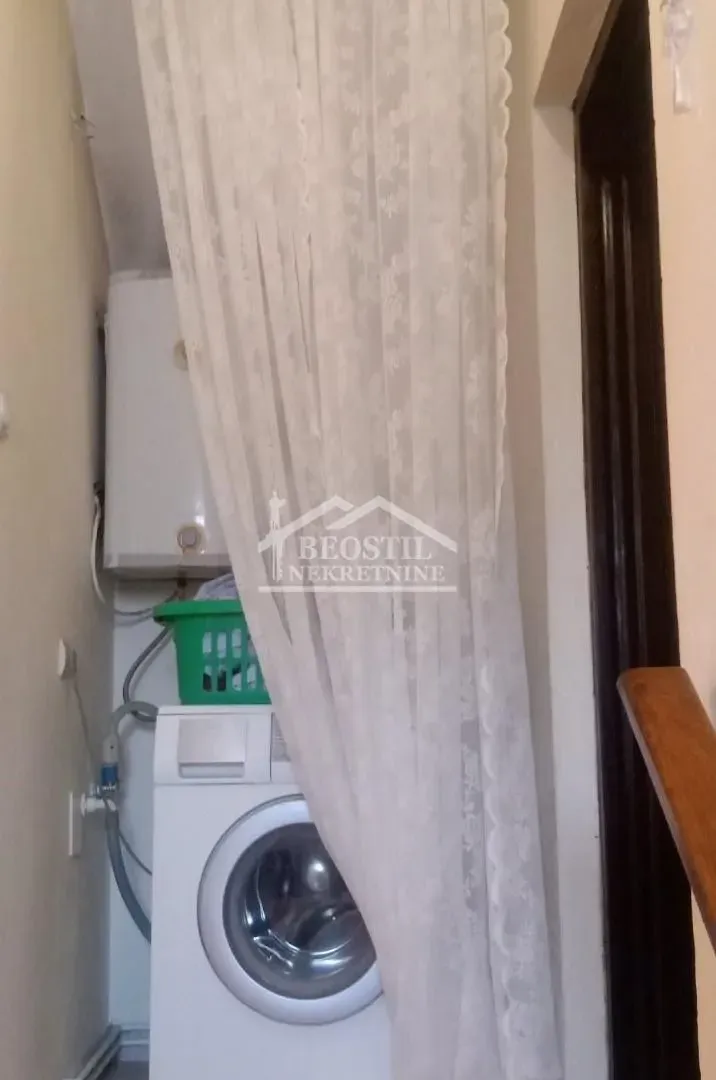 Prodaja, kuća, 186m², Altina, Beograd